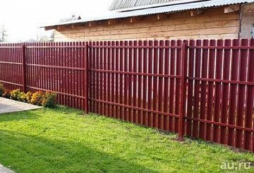 /zabory-iz-metallicheskogo-shtaketnika/red-shtaketnik/